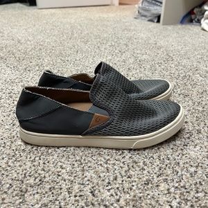 Olukai slide on tennis shoe